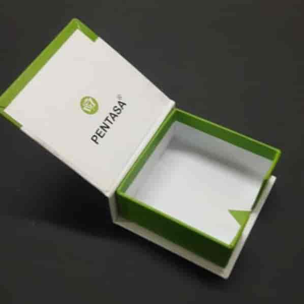 هاردباکس در کتابی